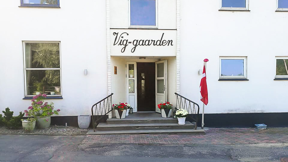 Indgang til Vig-Gaardens selskabslokaler